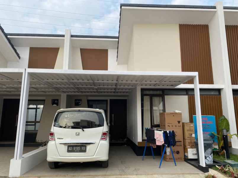 dijual rumah jl podomoro boulevard utara