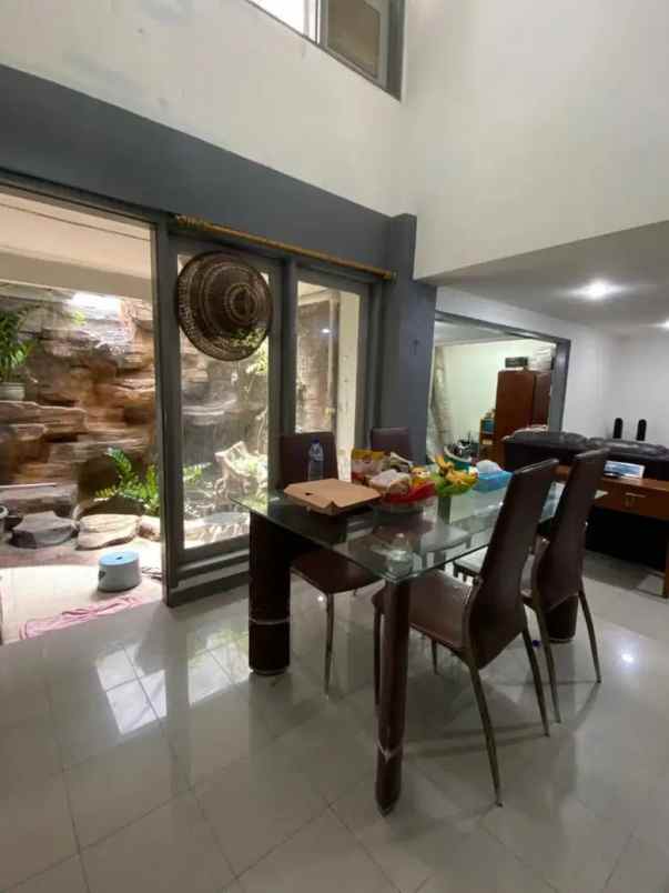 dijual rumah jl pondok kelapa duren