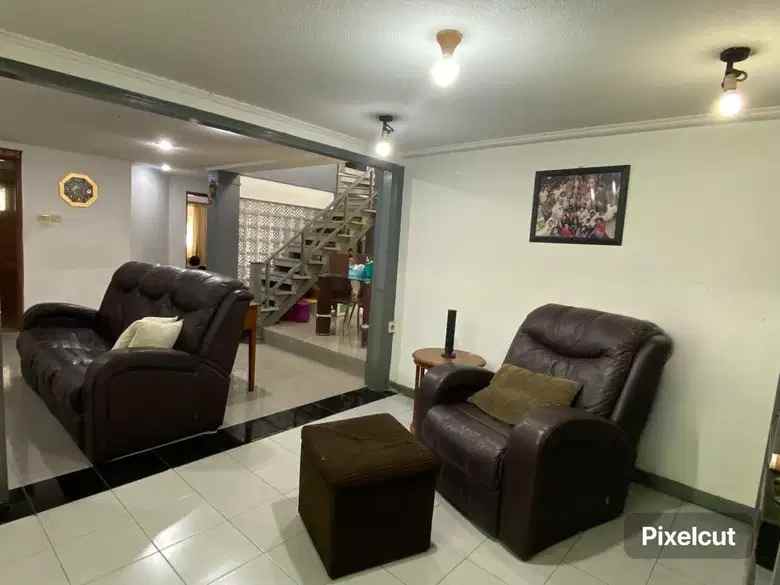 dijual rumah jl pondok kelapa duren