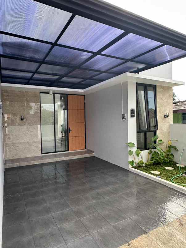dijual rumah jl purbaya