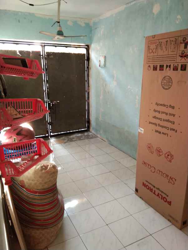 dijual rumah jl rawa bahagia raya no 19