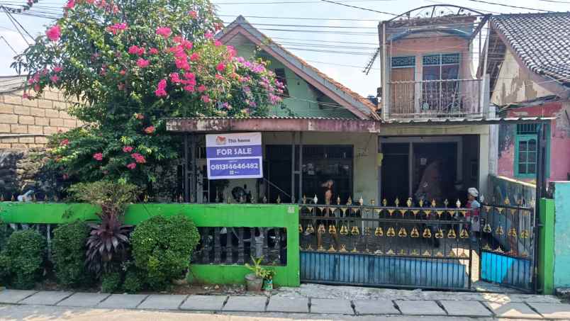 dijual rumah jl raya cagar alam