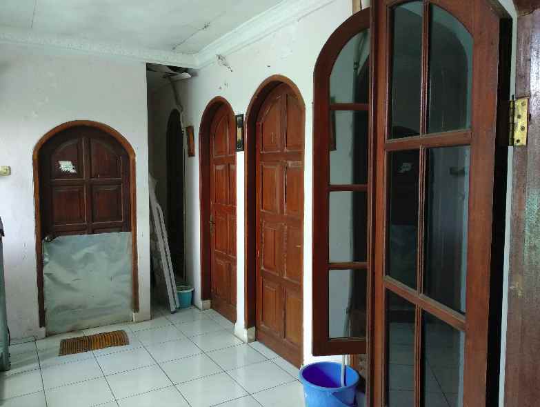 dijual rumah jl raya hankam perum