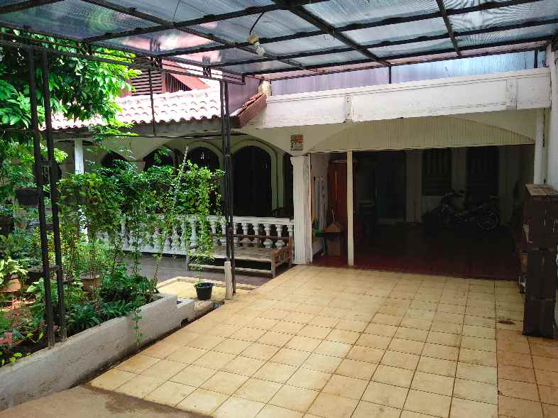 dijual rumah jl raya hankam perum