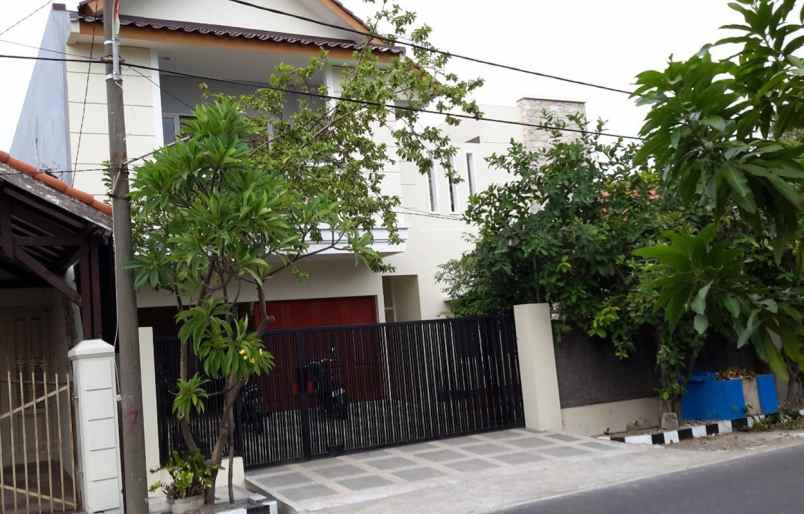 dijual rumah jl raya merr ir h soekarno