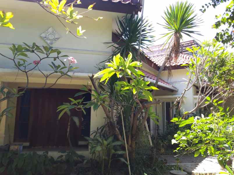 dijual rumah jl raya merr ir h soekarno