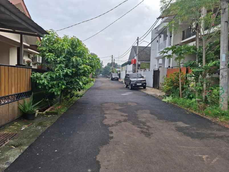 dijual rumah jl raya raden sanim tanah