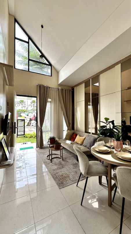 dijual rumah jl raya serpong
