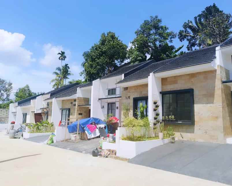 dijual rumah jl raya tonjong no 11