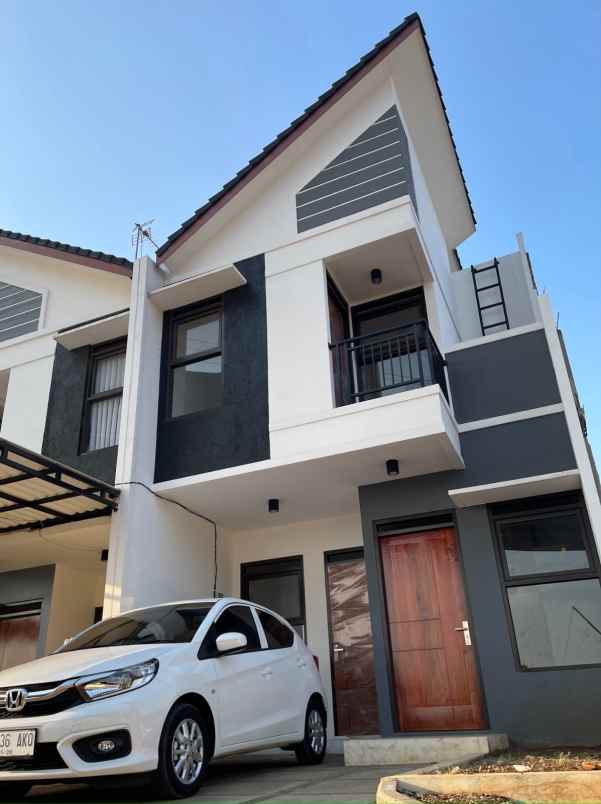 dijual rumah jl simpati rt 03 05