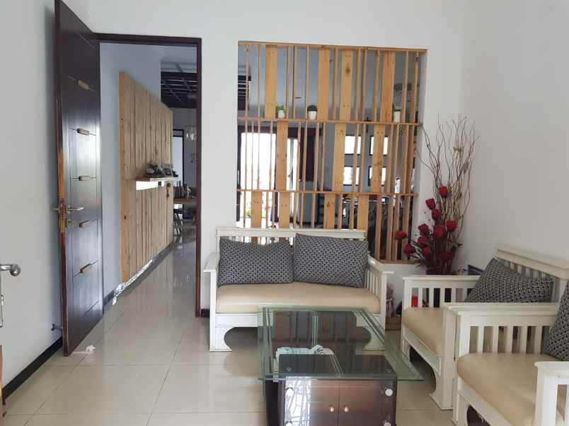 dijual rumah jl sukamulya pasteur bandung