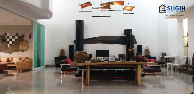 dijual rumah jl surya kencana hasanudin