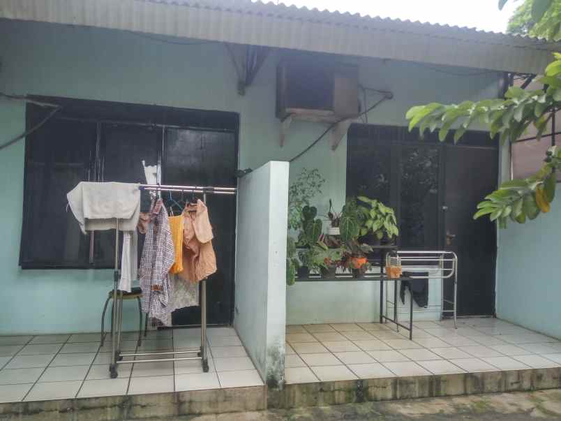 dijual rumah jl tb simatupang