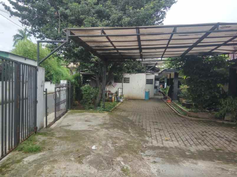 dijual rumah jl tb simatupang