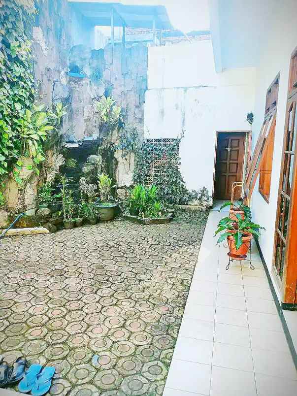 dijual rumah jl teluk semangka kav al