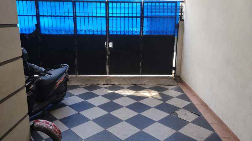 dijual rumah jl toyib no 76b rt 003 rw