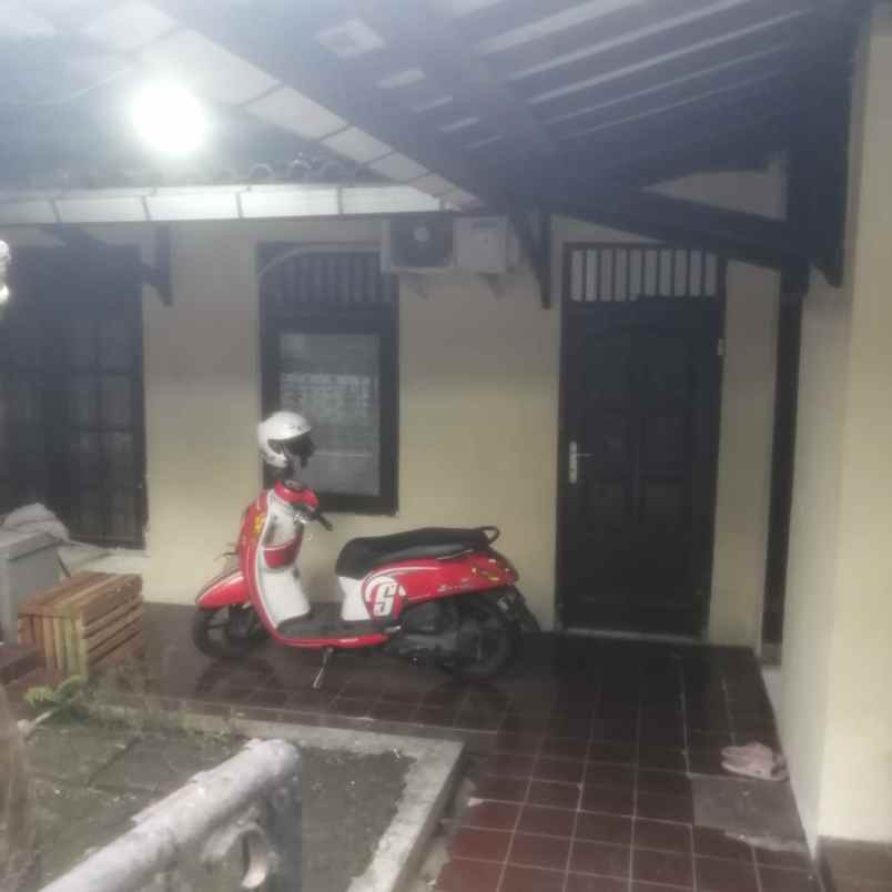 dijual rumah jl ulujami pesanggrahan