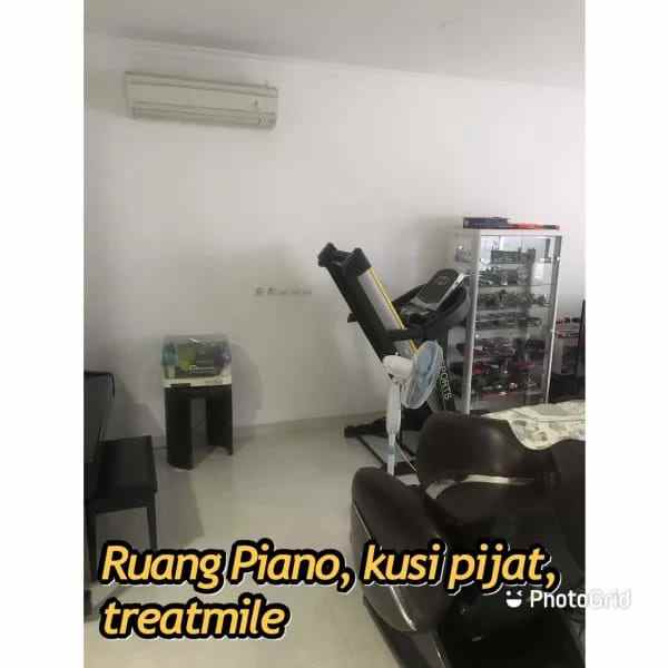 dijual rumah jl vila dago raya benda