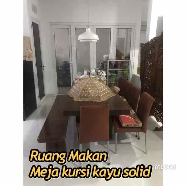 dijual rumah jl vila dago raya benda