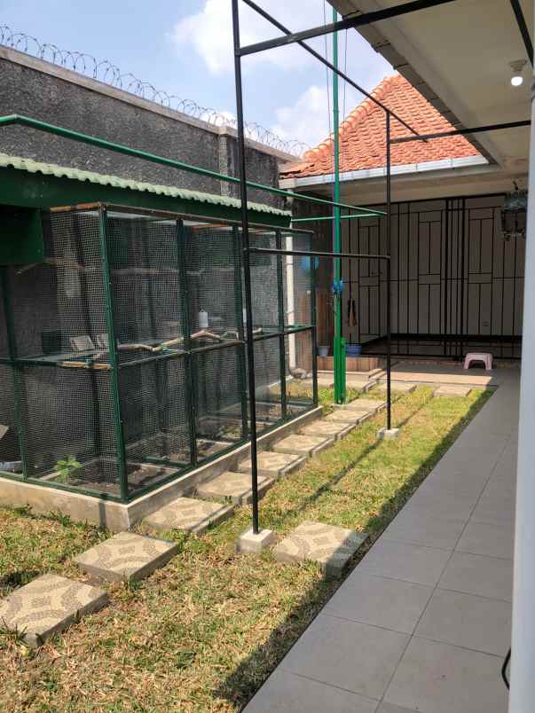 dijual rumah jl wukir