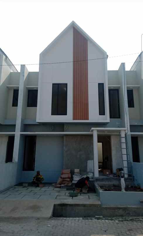 dijual rumah jln mes all