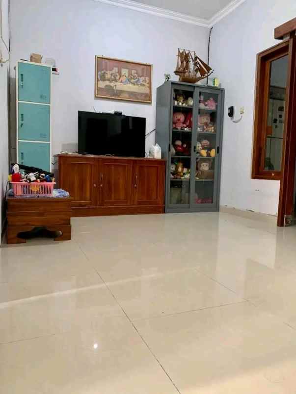 dijual rumah jongke tengah