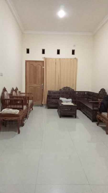 dijual rumah kaliurang km 9
