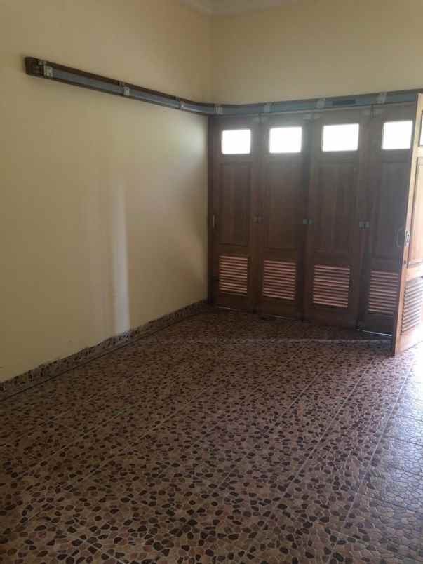 dijual rumah kaliurang km 9