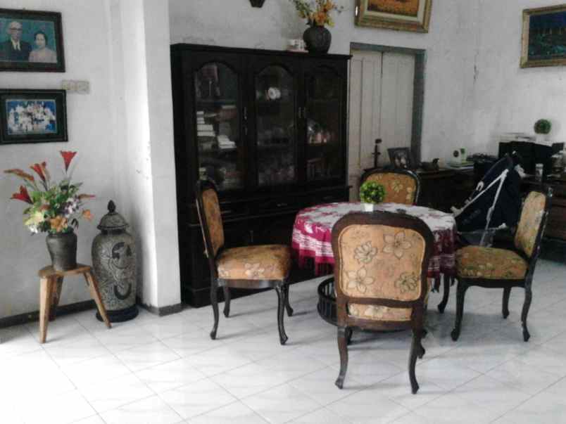 dijual rumah karang menjangan