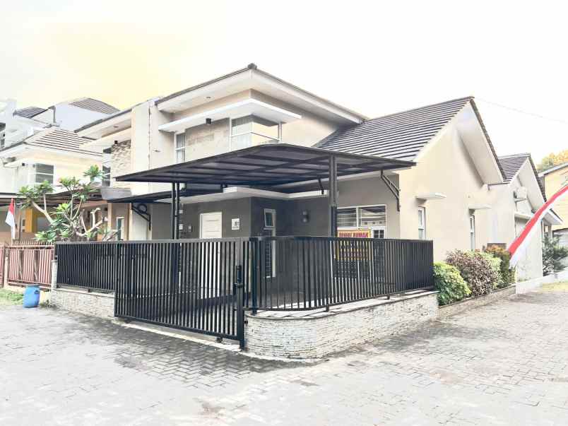 dijual rumah karangrejo banyumanik