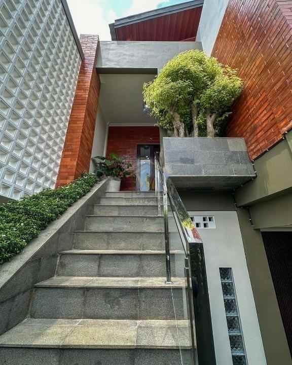 dijual rumah karangsari wedomartani sleman