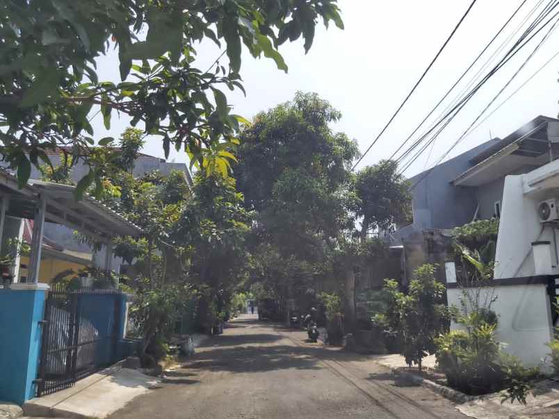 dijual rumah kec cilodong kota depok