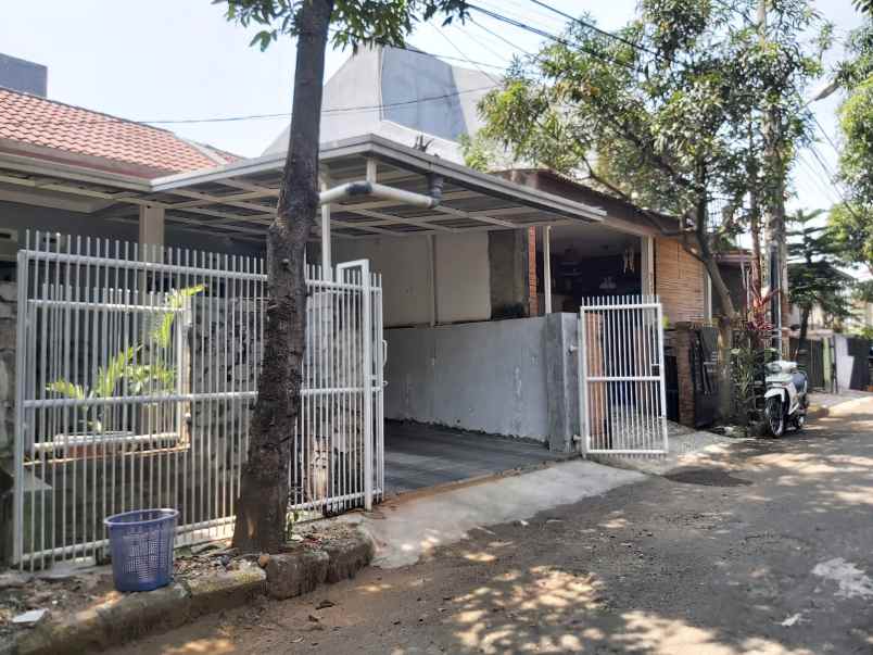 dijual rumah kec cilodong kota depok