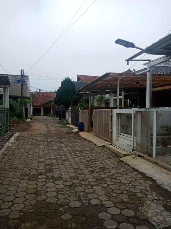 dijual rumah kec parongpong