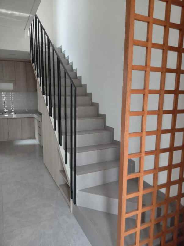 dijual rumah kedaung sawangan depok