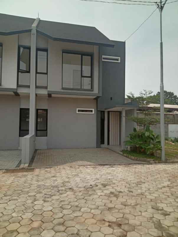 dijual rumah kedaung sawangan depok