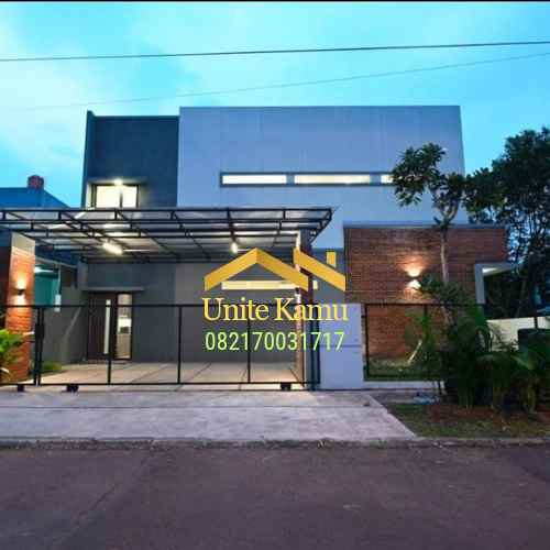 dijual rumah kencana loka