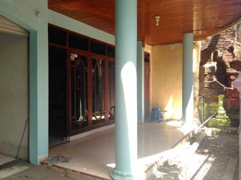 dijual rumah kerten laweyan surakarta