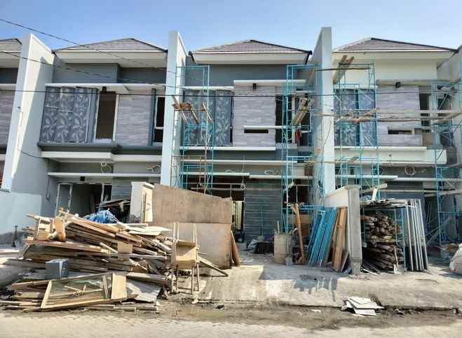 dijual rumah klampis anom