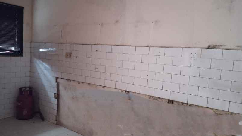 dijual rumah komp pratama asri cipamokolan