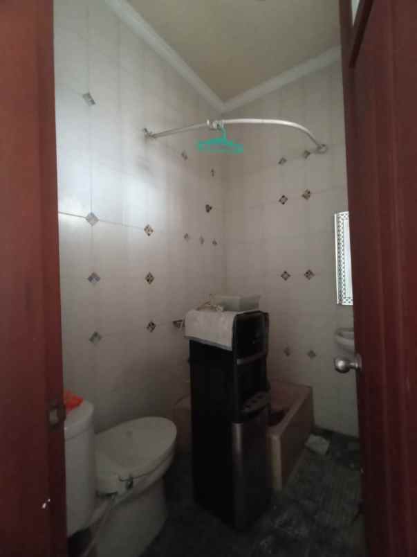 dijual rumah komp walikota gading