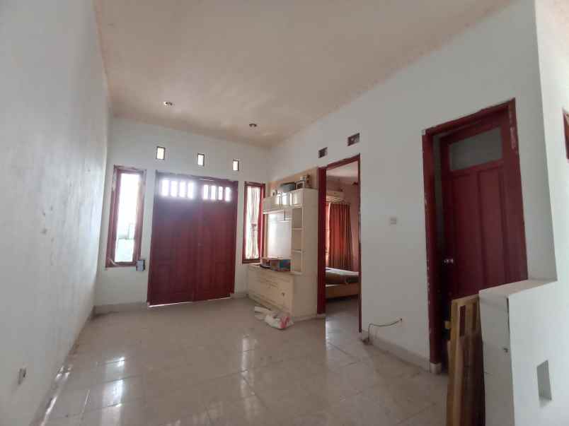 dijual rumah komp walikota gading