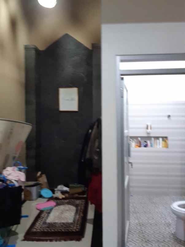 dijual rumah komplek artabahana cihanjuang