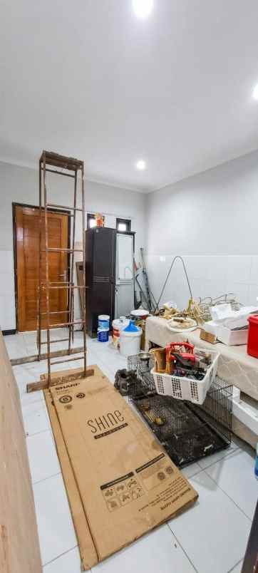 dijual rumah komplek baturaden techno