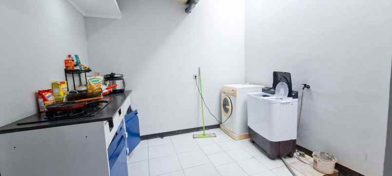 dijual rumah komplek baturaden techno