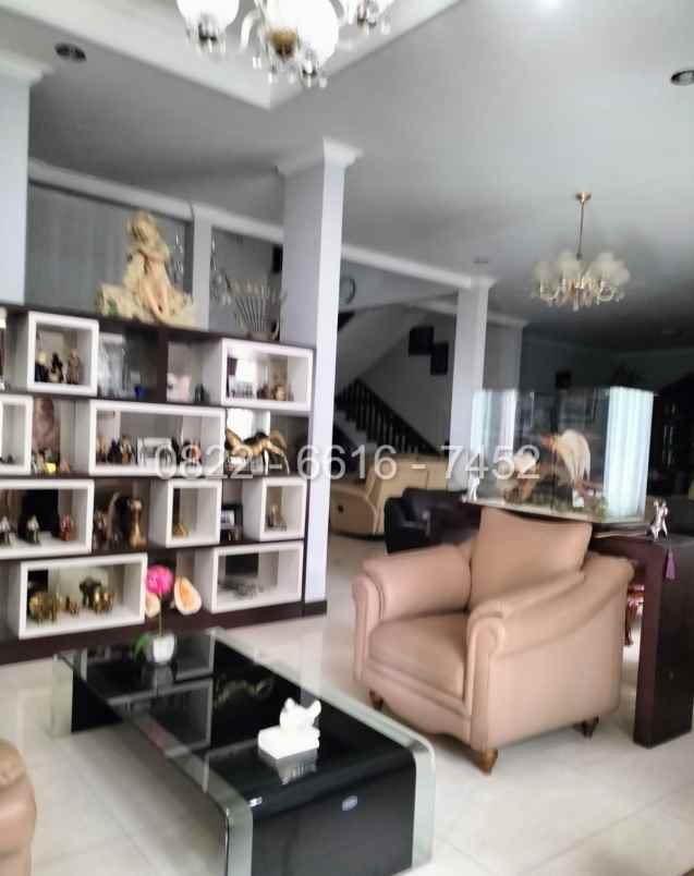 dijual rumah komplek gegerkalong