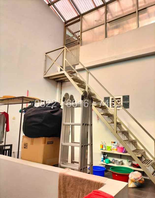 dijual rumah komplek gegerkalong