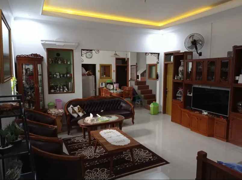 dijual rumah komplek kalijati jl