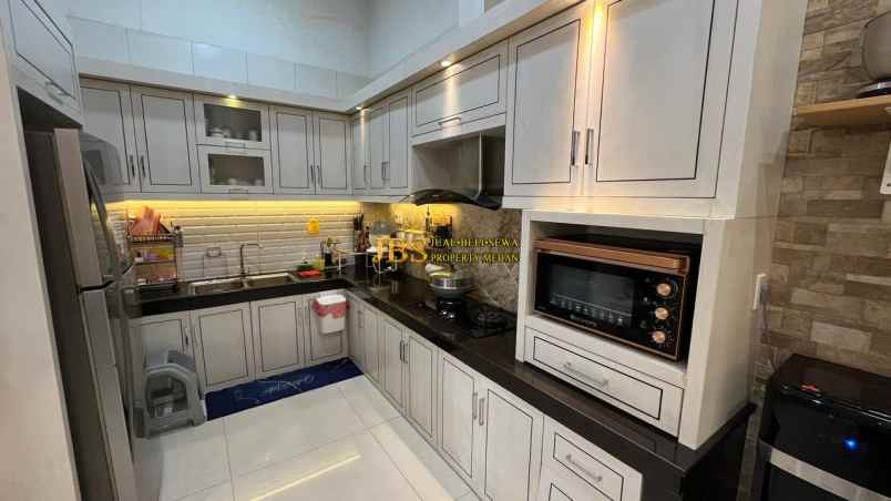 dijual rumah komplek krakatau palace 1