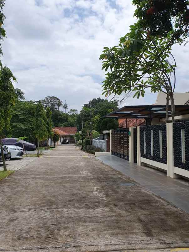 dijual rumah komplek pdk cireundeu